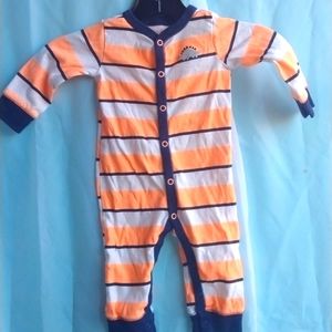 6S3.  carters onesie